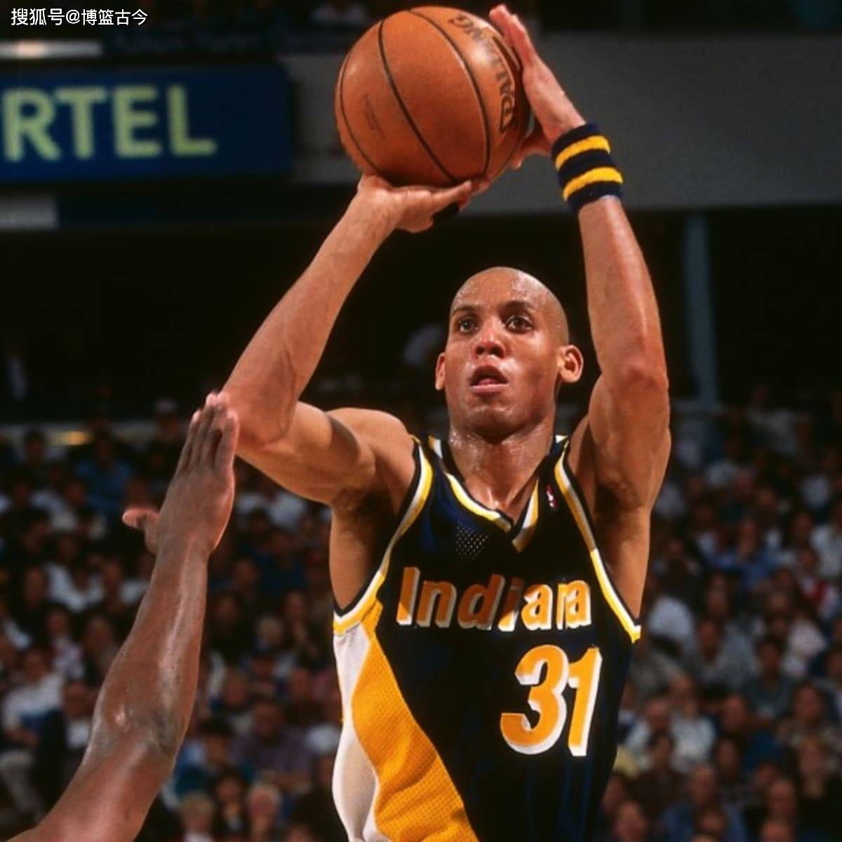 更反映了他 更反映了他