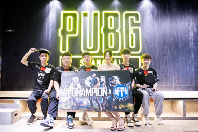 队运作的深 队运作的深