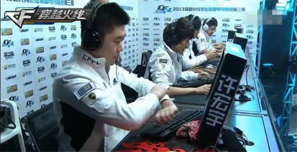 国女篮热身 国女篮热身